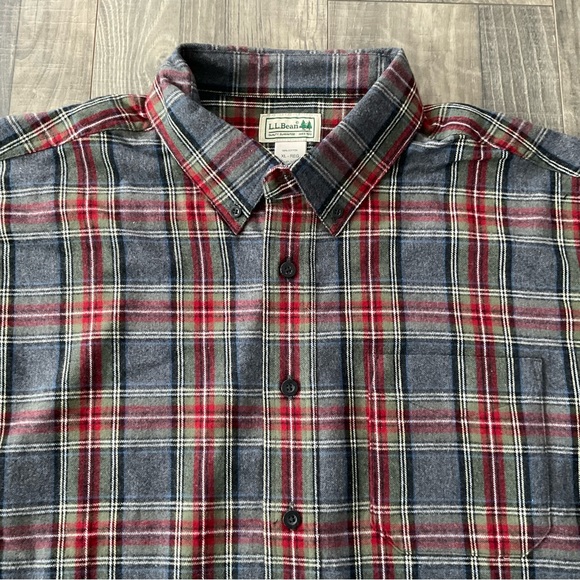 NWOT LL Bean Scotch Plaid Flannel Shirt Button Down 
# 228061
Grey Stewart - Picture 3 of 5